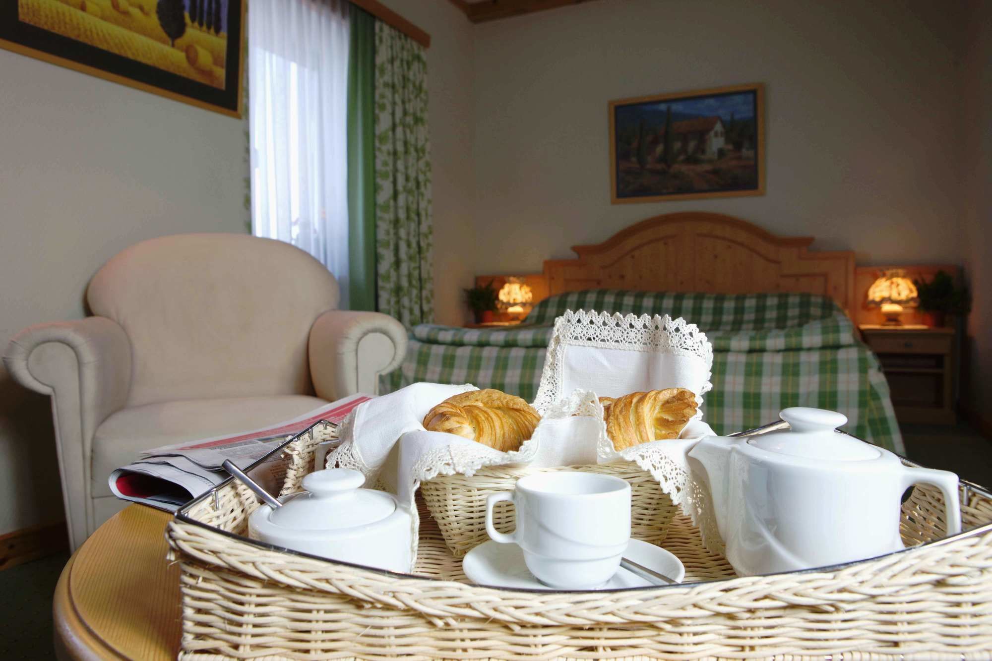 Landhaus Hotel Brovary Bagian luar foto
