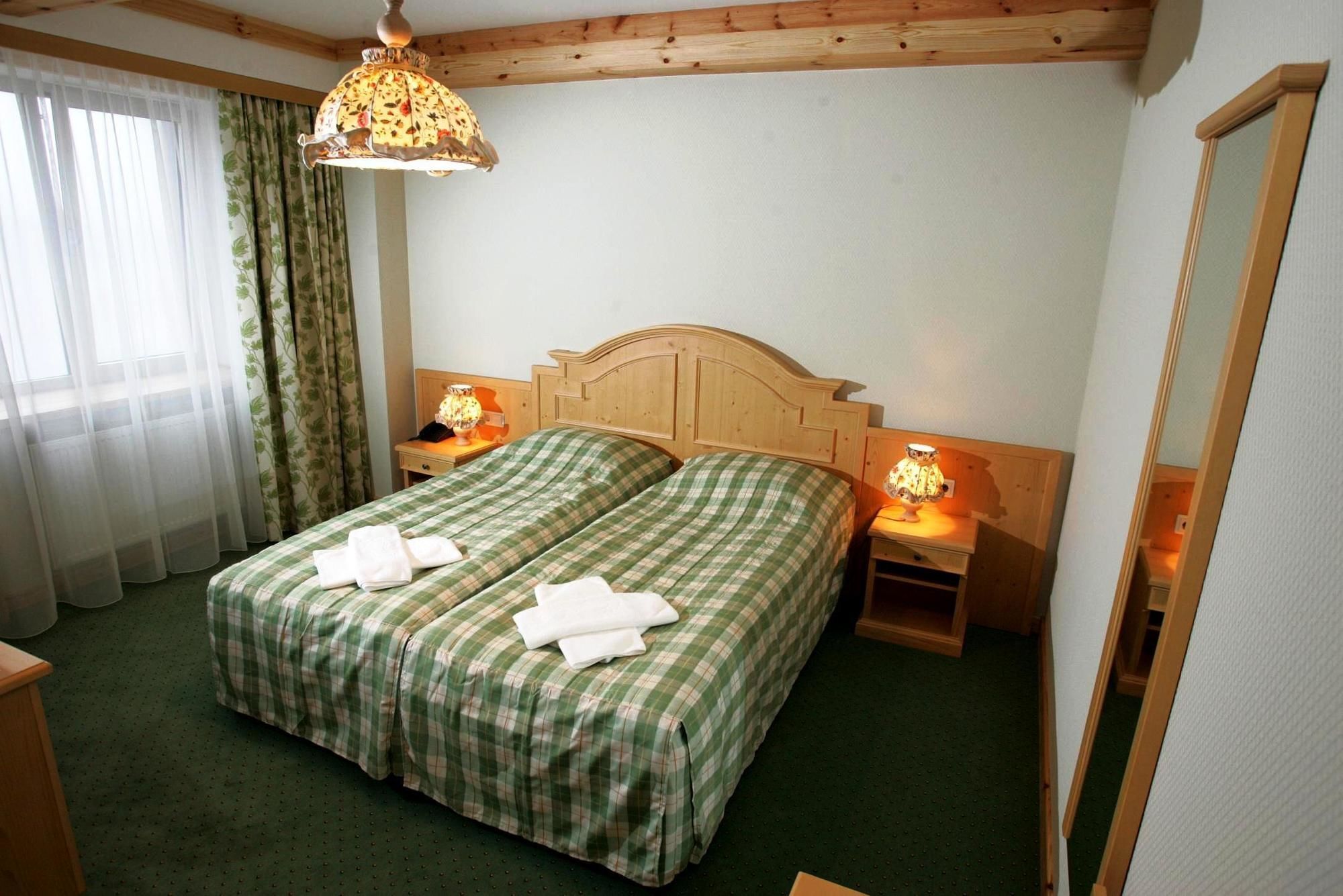 Landhaus Hotel Brovary Ruang foto